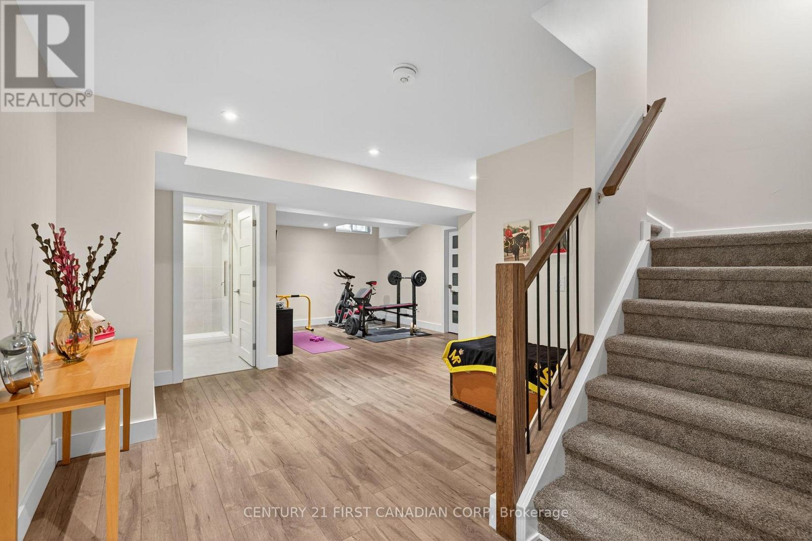 311 Ambleside Drive, London North, Ontario  N6G 4V8 - Photo 36 - X12506520