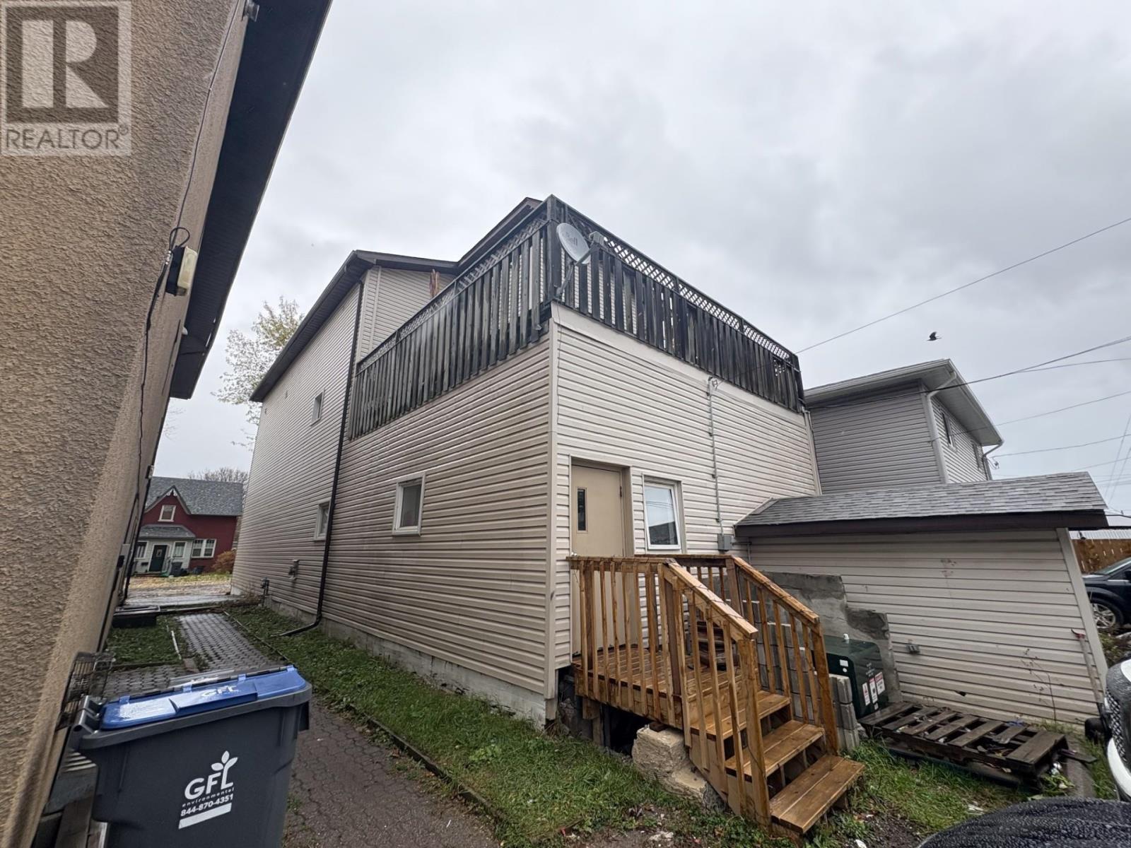 216 Leith, Thunder Bay, Ontario P7C 1M8 - Photo 3 - TB253278