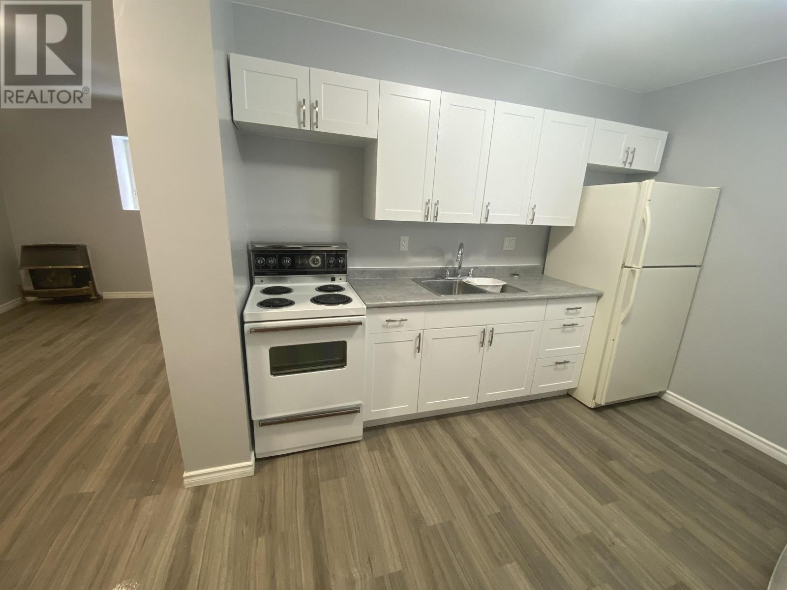 216 Leith, Thunder Bay, Ontario P7C 1M8 - Photo 4 - TB253278