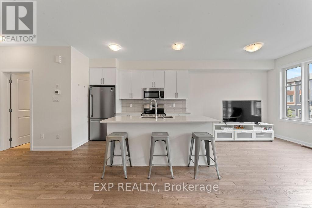 310 Raheen Court, Ottawa, Ontario K2J 7C1 - Photo 10 - X12506472