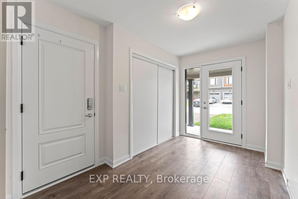 310 Raheen Court, Ottawa, Ontario K2J 7C1 - Photo 3 - X12506472