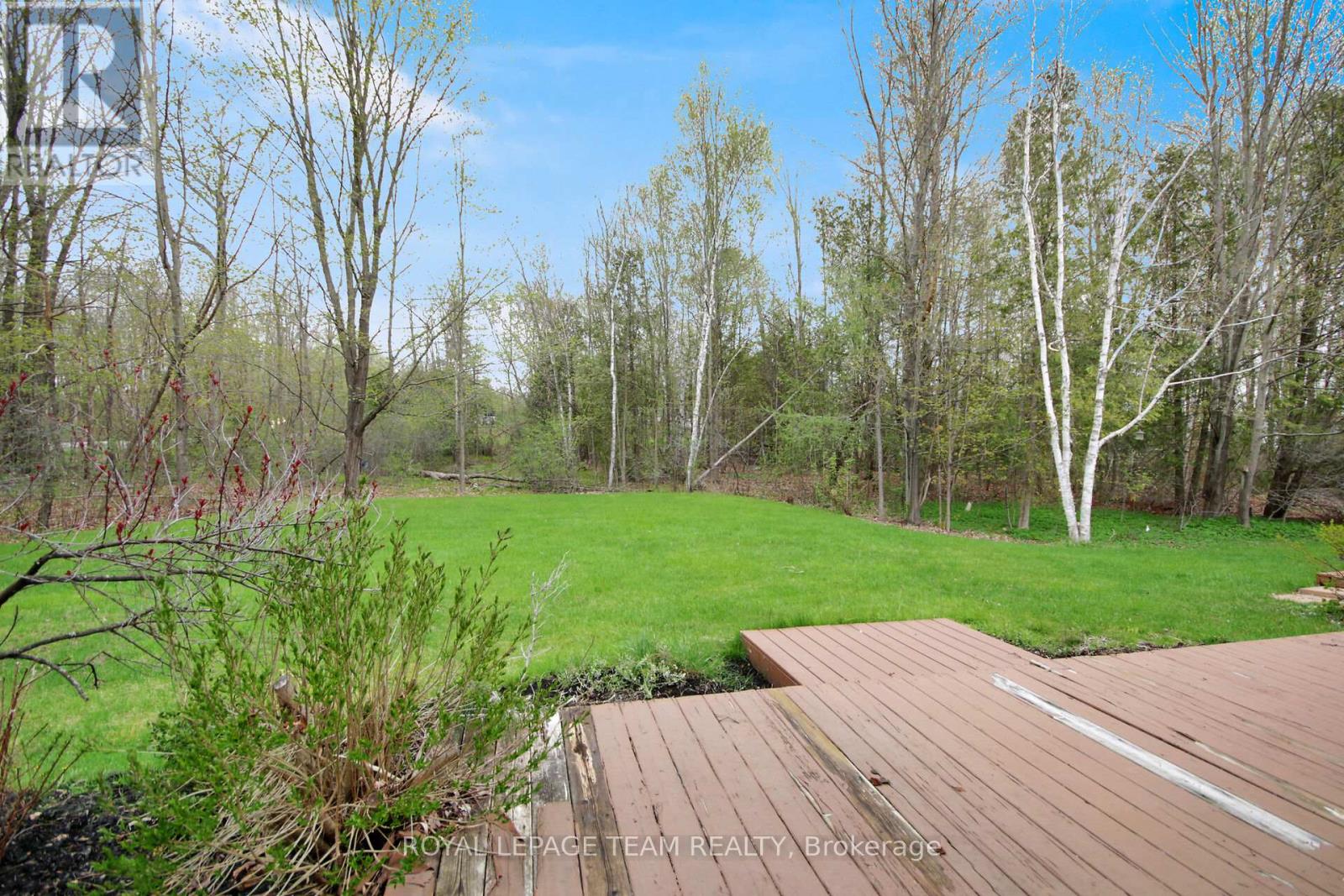 5719 Stuewe Drive, Ottawa, Ontario  K4M 1L2 - Photo 4 - X12506518