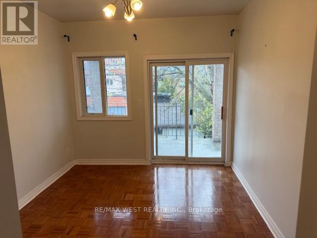 23 Clinton Street, Toronto, Ontario M6J 2N6 - Photo 13 - C12445416