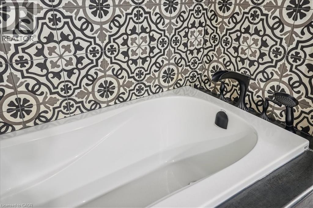 181 James Street N Unit# 701, Hamilton, Ontario  L8R 2K9 - Photo 28 - 40785263