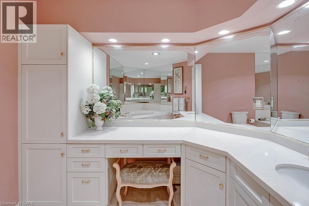 2220 Lakeshore Road Unit# 23, Burlington, Ontario L7R 4G7 - Photo 35 - 40731010