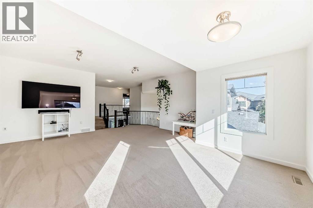 136 Aspenmere Close, Chestermere, Alberta  T1X 0C3 - Photo 41 - A2262363