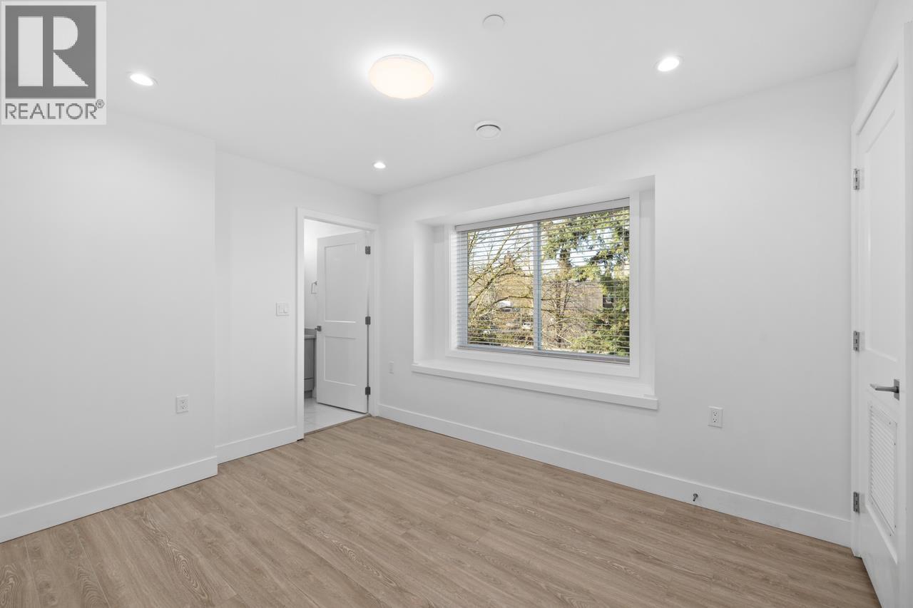 3133 Glen Drive, Vancouver, British Columbia  V5T 4C3 - Photo 17 - R2979856