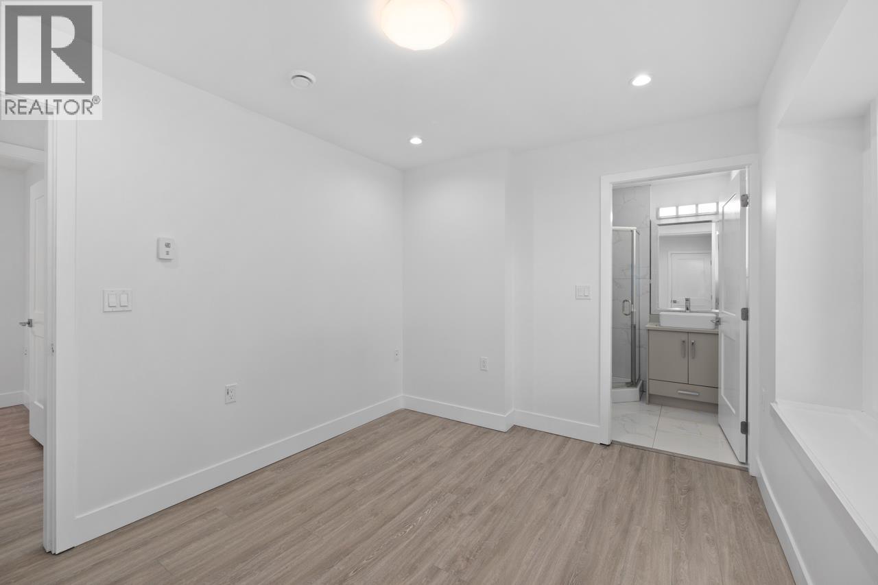 3133 Glen Drive, Vancouver, British Columbia  V5T 4C3 - Photo 18 - R2979856