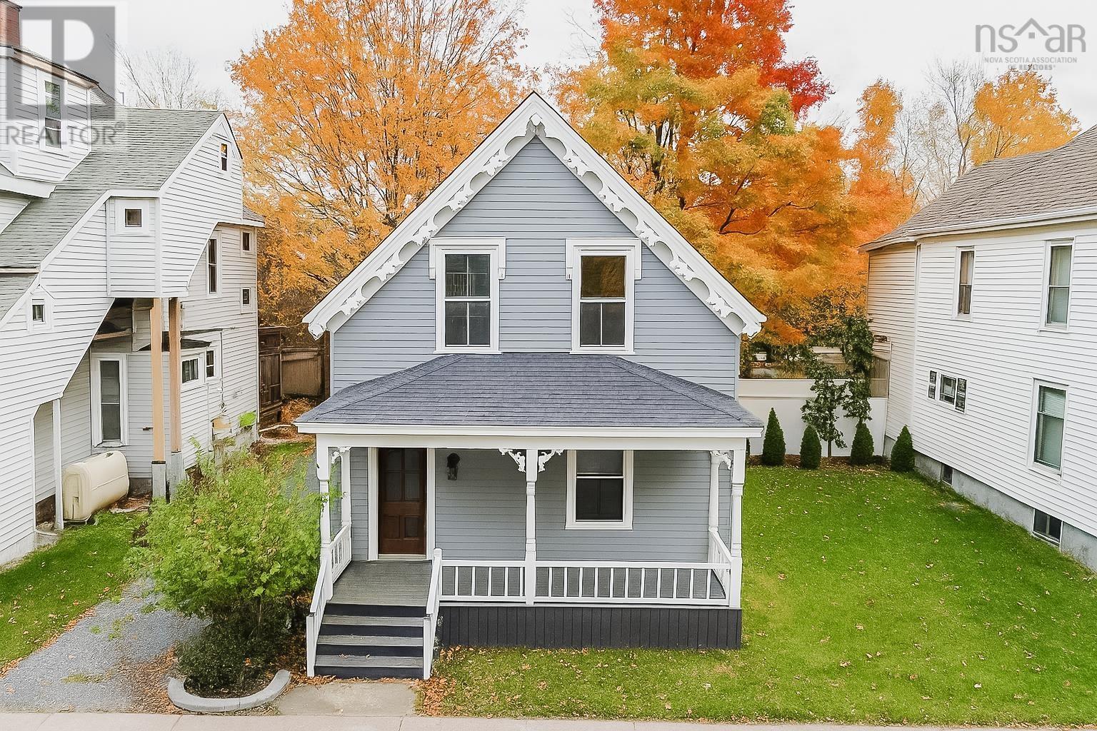 74 Duke Street, Truro, Nova Scotia  B2N 2A6 - Photo 1 - 202526216