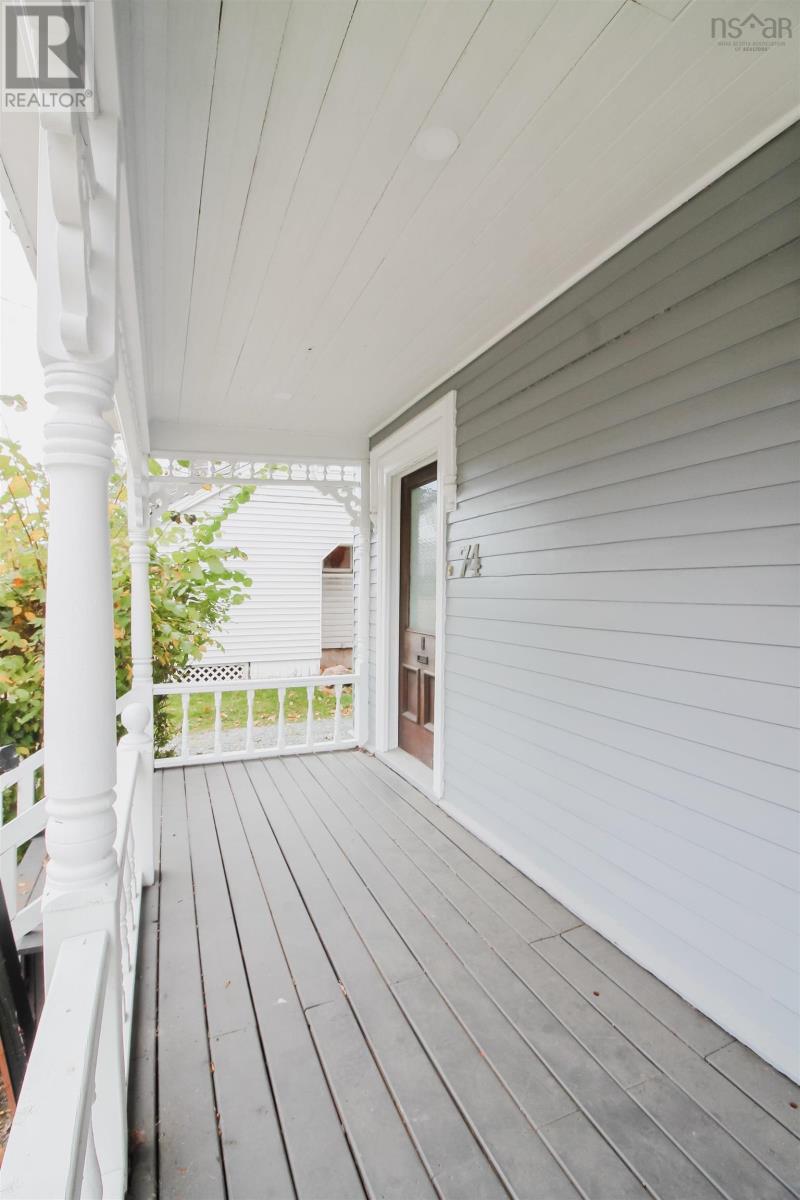 74 Duke Street, Truro, Nova Scotia  B2N 2A6 - Photo 3 - 202526216
