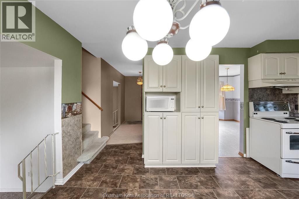 115 Parkwood Drive, Chatham, Ontario N7M 2B1 - Photo 12 - 25027924