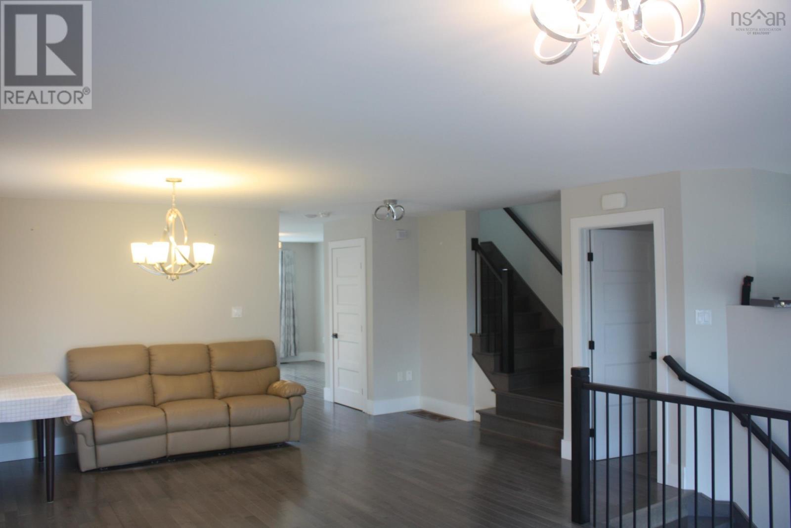 276 Fleetview Drive, Halifax, Nova Scotia  B3M 0L8 - Photo 10 - 202525253