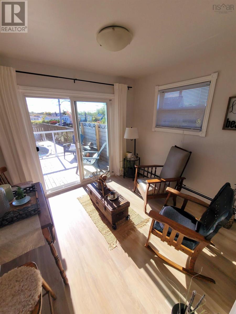 19 Highland Street, Glace Bay, Nova Scotia  B1A 2T4 - Photo 15 - 202525908