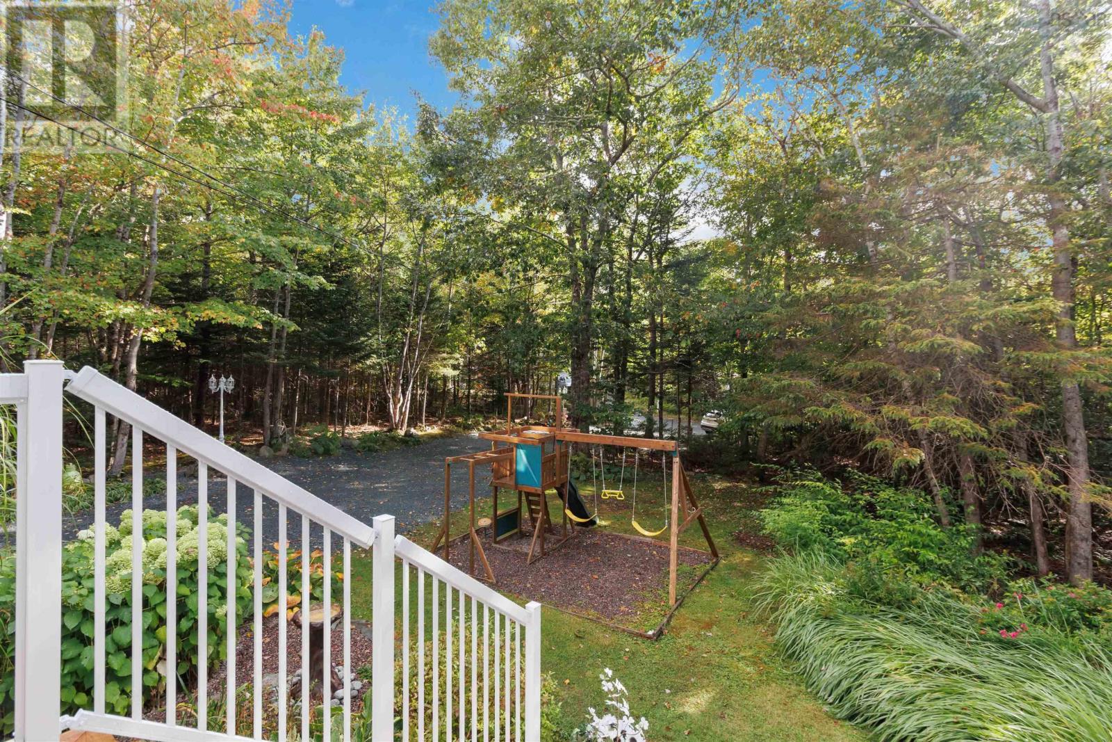 Property at 48 Rustic Ridge image 4