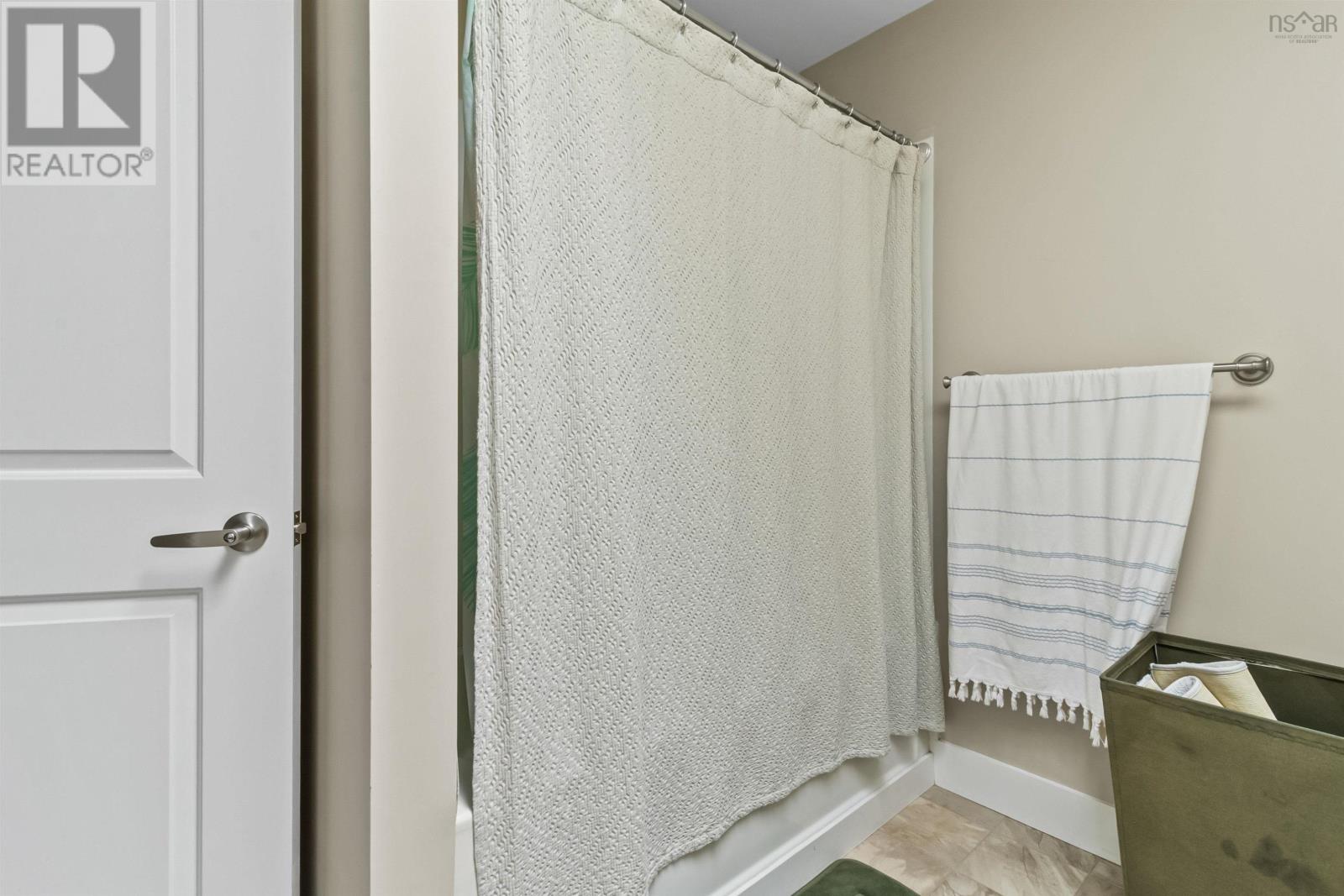 17 Chadwick Street, Dartmouth, Nova Scotia  B2Y 2M2 - Photo 10 - 202525104