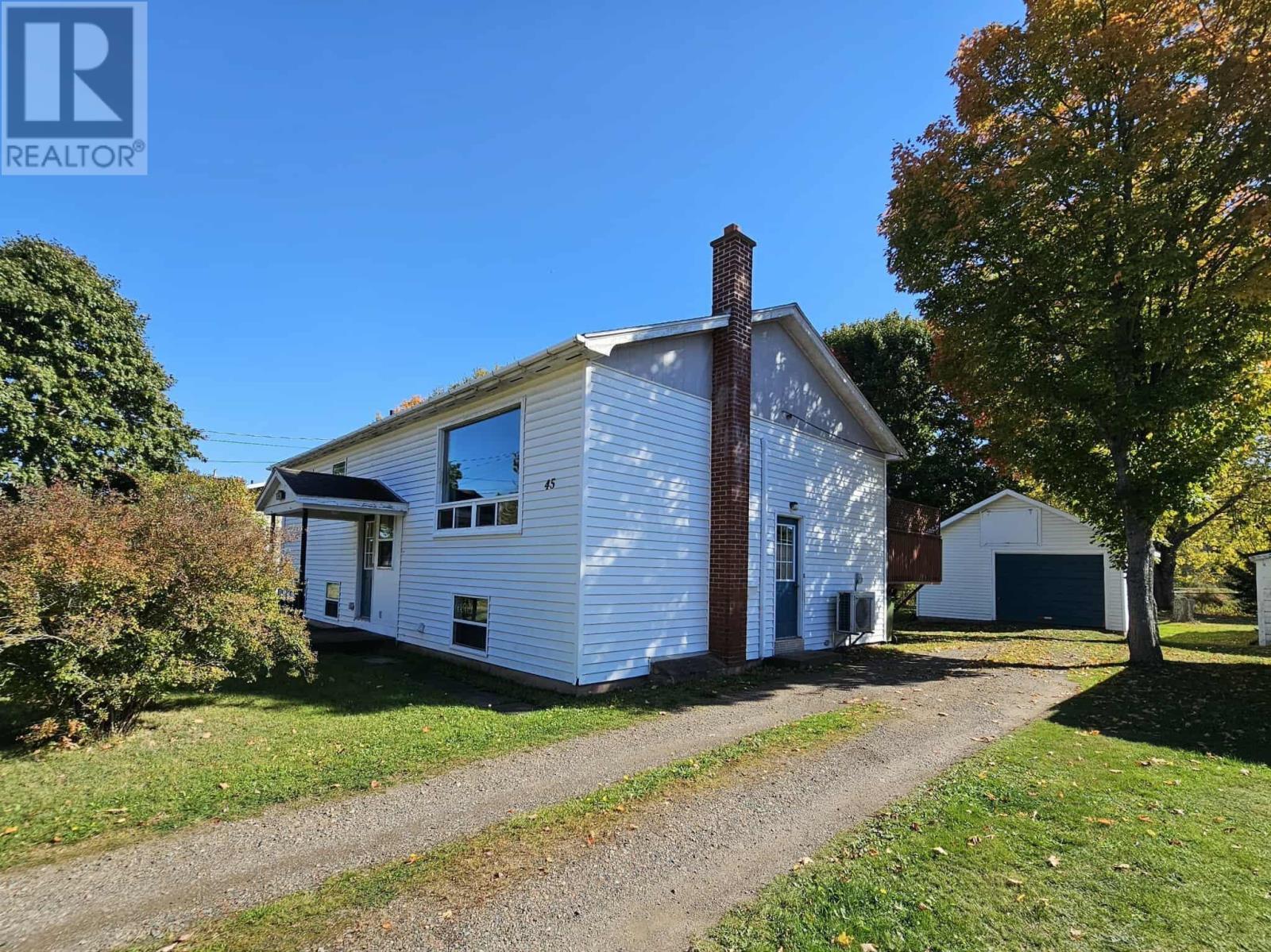 45 Salter Avenue, Truro, Nova Scotia  B2N 1A6 - Photo 1 - 202525321