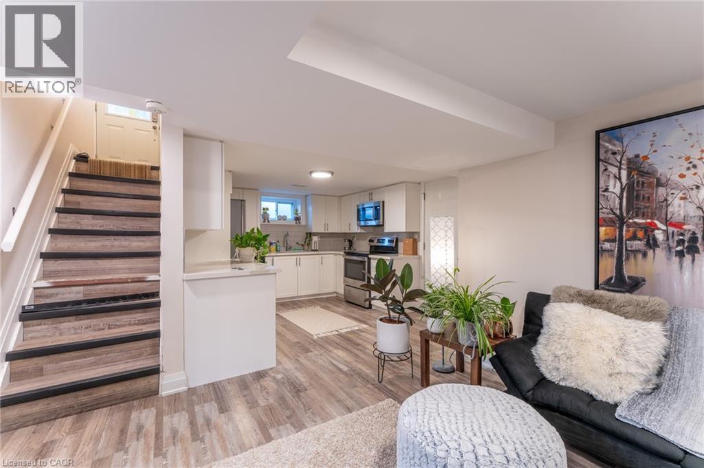 77 West 4th Street Unit# Lower, Hamilton, Ontario L9C 3M6 - Photo 3 - 40784574