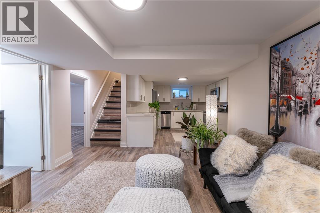 77 West 4th Street Unit# Lower, Hamilton, Ontario L9C 3M6 - Photo 4 - 40784574