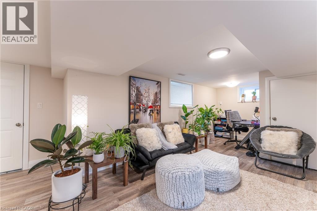 77 West 4th Street Unit# Lower, Hamilton, Ontario L9C 3M6 - Photo 6 - 40784574