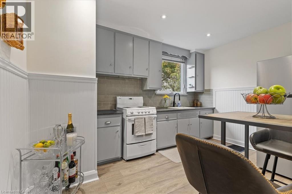 388 Lancaster Street W, Kitchener, Ontario  N2H 4V7 - Photo 18 - 40784392