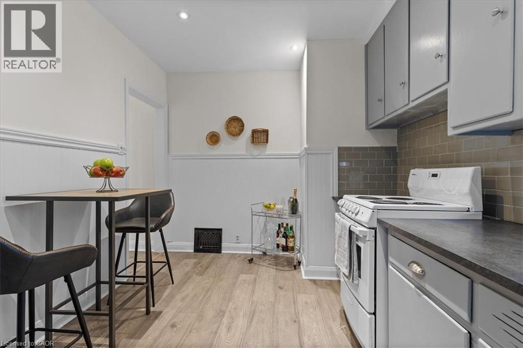 388 Lancaster Street W, Kitchener, Ontario  N2H 4V7 - Photo 22 - 40784392