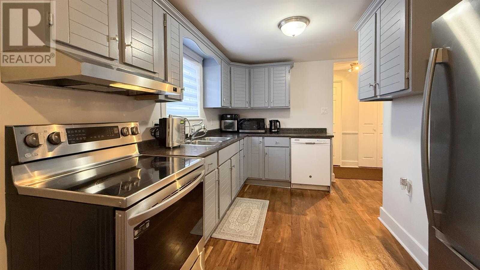 493 South Drive, Summerside, Prince Edward Island  C1N 3Z5 - Photo 6 - 202527230