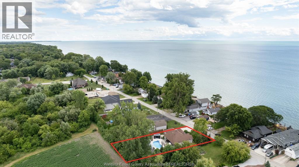 68 Willow Beach Road, Amherstburg, Ontario  N9V 2Y8 - Photo 2 - 25027794