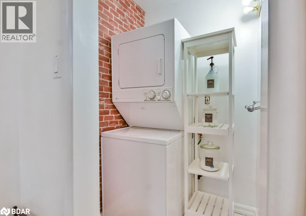 25 Florida Crescent, North York, Ontario  M9M 1P4 - Photo 15 - 40774812