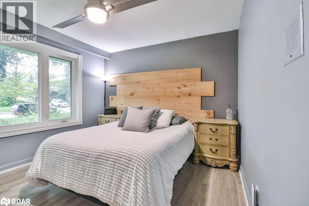 25 Florida Crescent, North York, Ontario  M9M 1P4 - Photo 19 - 40774812