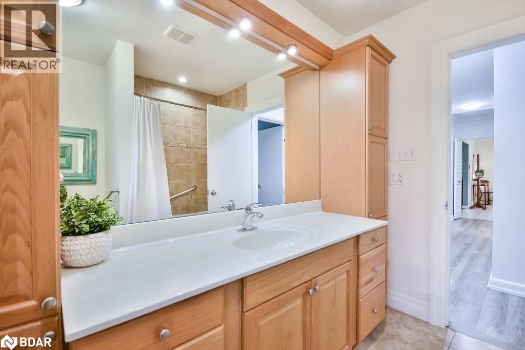 25 Florida Crescent, North York, Ontario  M9M 1P4 - Photo 20 - 40774812