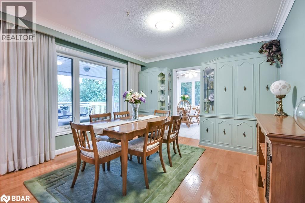 25 Florida Crescent, North York, Ontario  M9M 1P4 - Photo 10 - 40774812