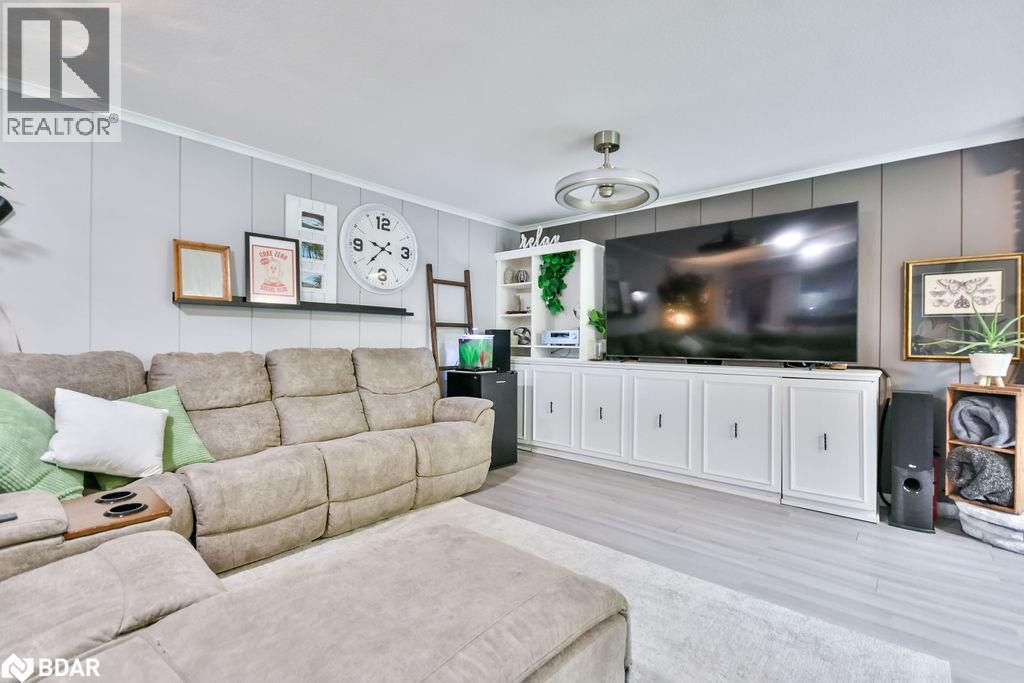 25 Florida Crescent, North York, Ontario  M9M 1P4 - Photo 28 - 40774812