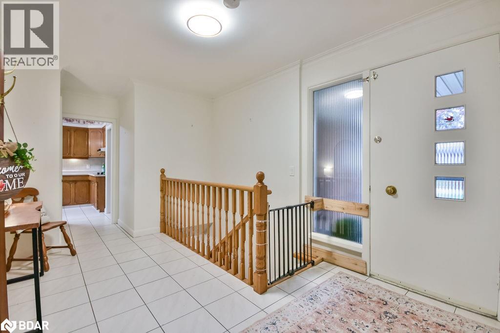 Property at 25 FLORIDA Crescent image 3