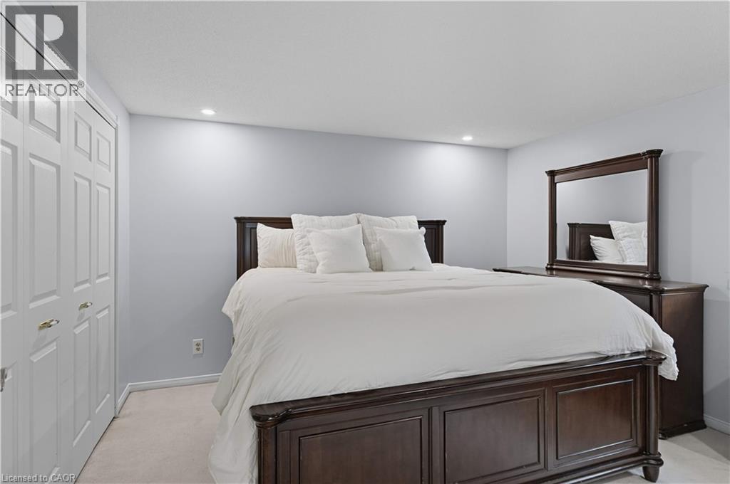 2425 Headon Forest Drive, Burlington, Ontario  L7M 3K7 - Photo 16 - 40749164