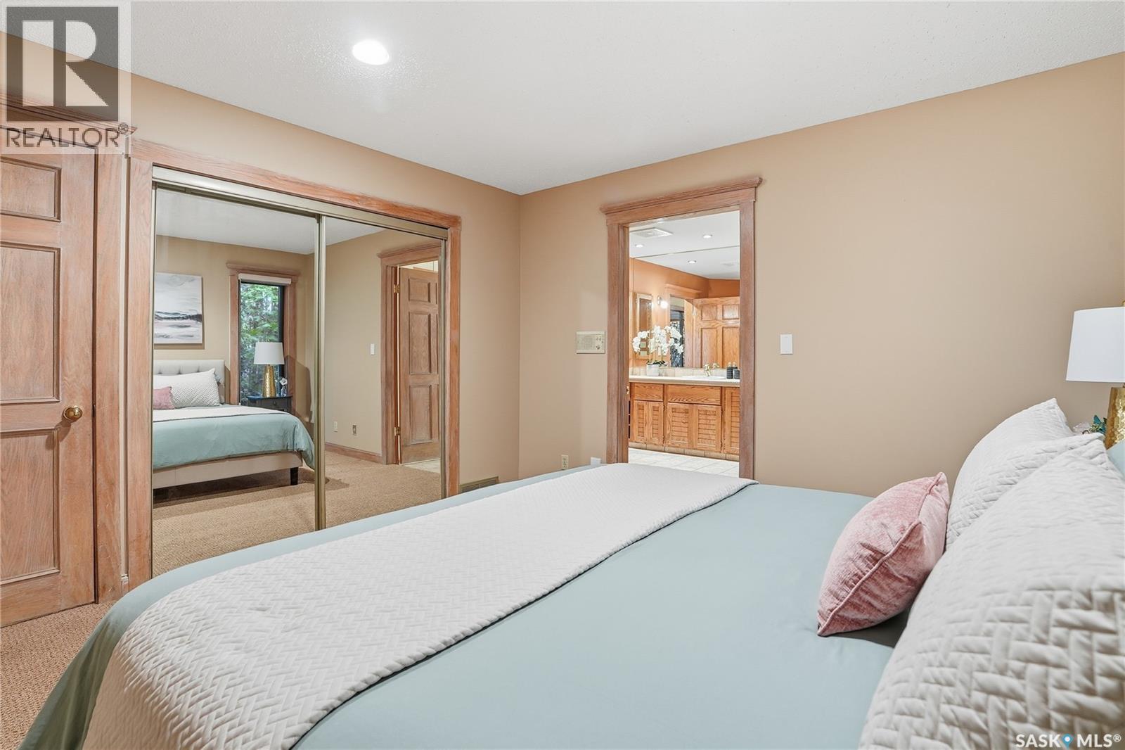 118 Lakeshore Terrace, Saskatoon, Saskatchewan  S7J 3X6 - Photo 29 - SK022130