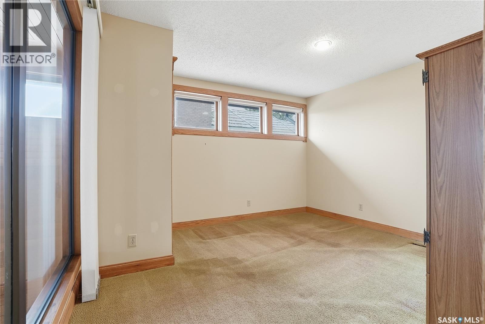 118 Lakeshore Terrace, Saskatoon, Saskatchewan  S7J 3X6 - Photo 36 - SK022130