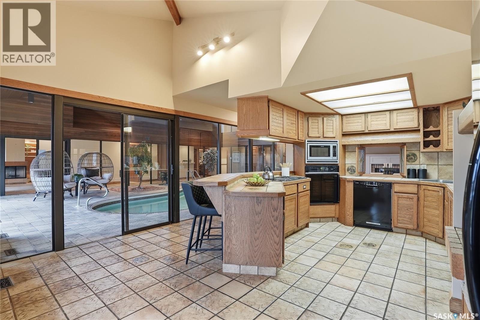 118 Lakeshore Terrace, Saskatoon, Saskatchewan  S7J 3X6 - Photo 18 - SK022130