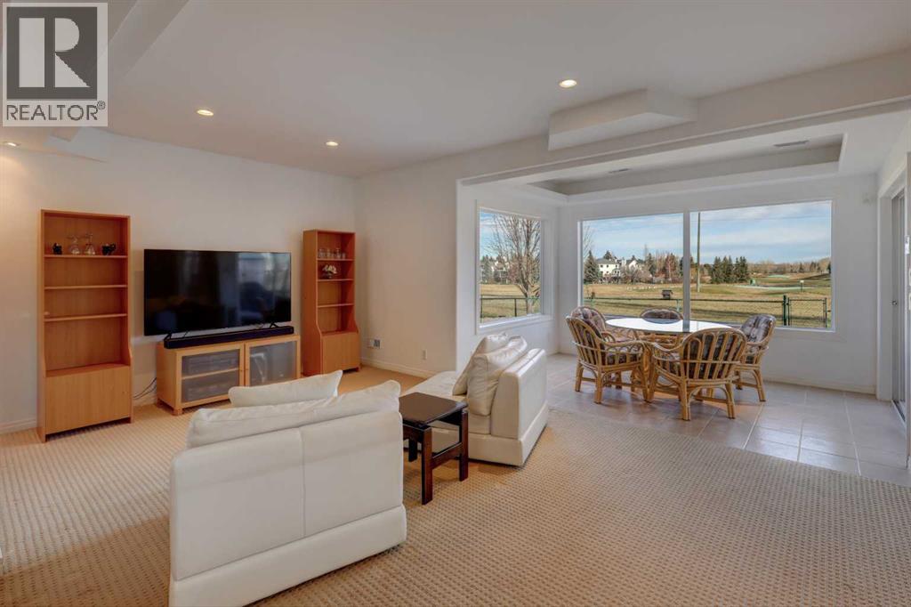 46 Valley Creek Road Nw, Calgary, Alberta  T3B 5V1 - Photo 32 - A2267125