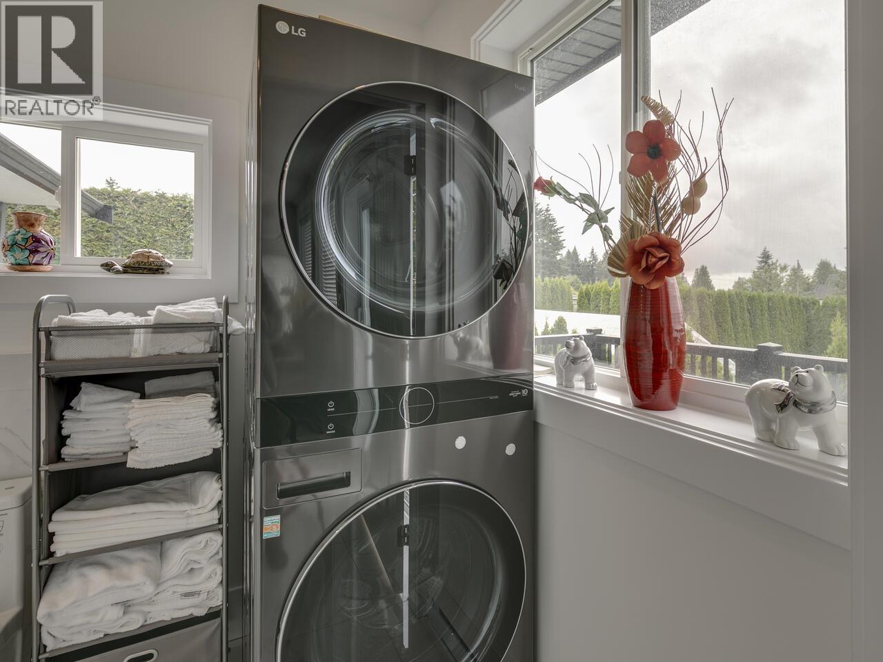 491 Midvale Street, Coquitlam, British Columbia  V3K 5H7 - Photo 12 - R3015630