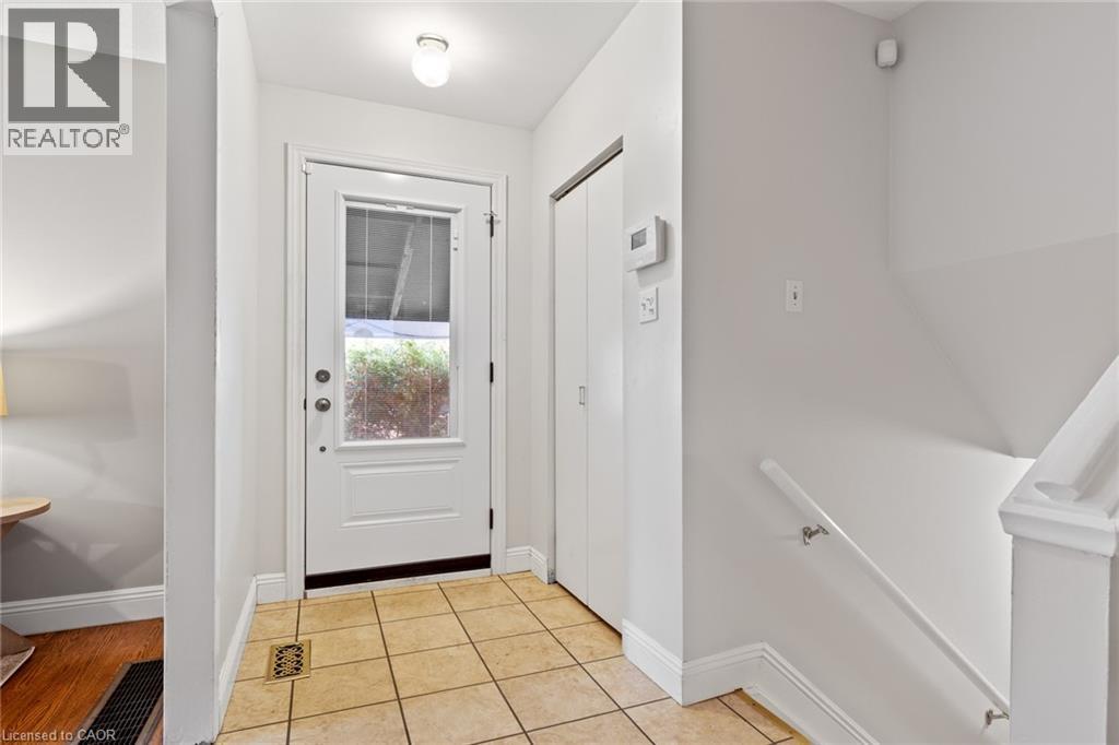 856 Chapleau Drive, Pickering, Ontario  L1W 1P4 - Photo 4 - 40781924