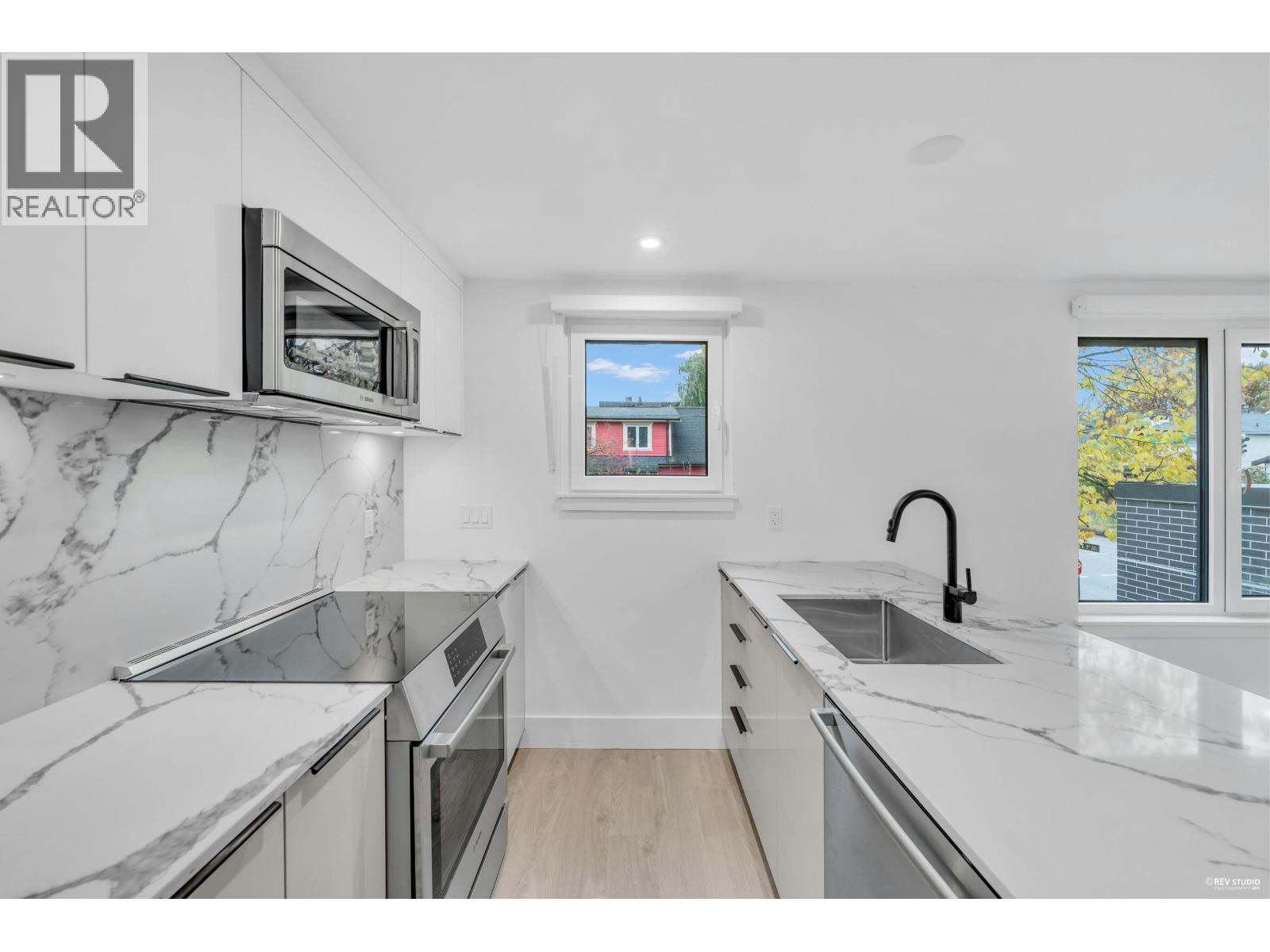 1685 Lakewood Drive, Vancouver, British Columbia  V5N 1B6 - Photo 17 - R3050026