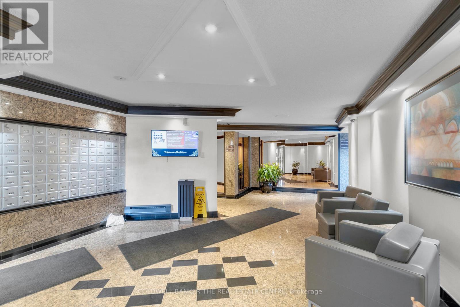 Unit E3 - 284 Mill Road, Toronto, Ontario M9C 4W6 - Photo 11 - W12480228