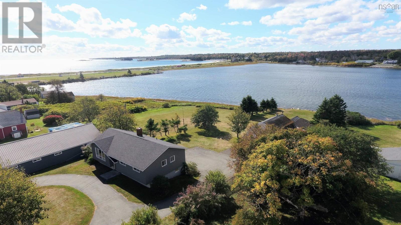 41 HOWE Street, Lockeport, Nova Scotia