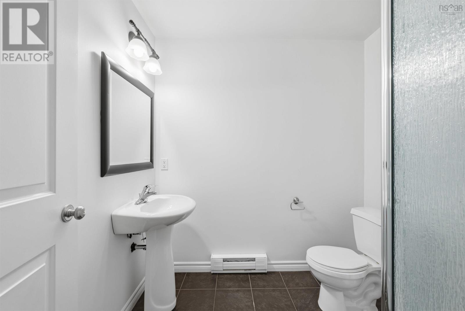 190 Transom Drive, Halifax, Nova Scotia  B3M 4T7 - Photo 32 - 202526558