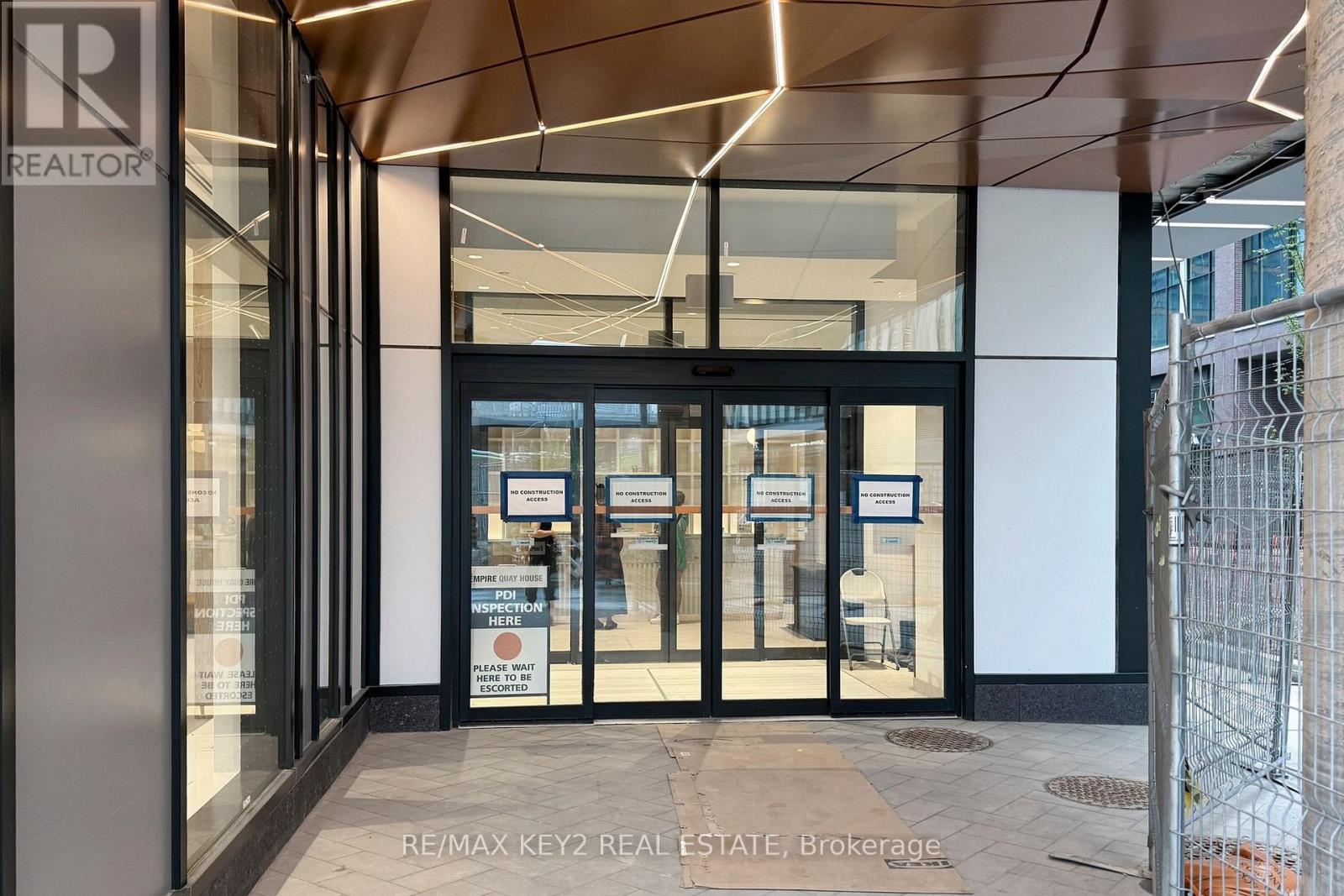 907 - 15 Richardson Street, Toronto, Ontario  M5A 0Y5 - Photo 4 - C12506468