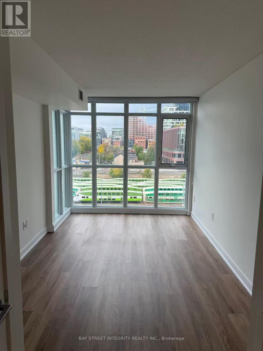 15 Iceboat Terrace, Toronto, Ontario  M5V 4A5 - Photo 12 - C12506502