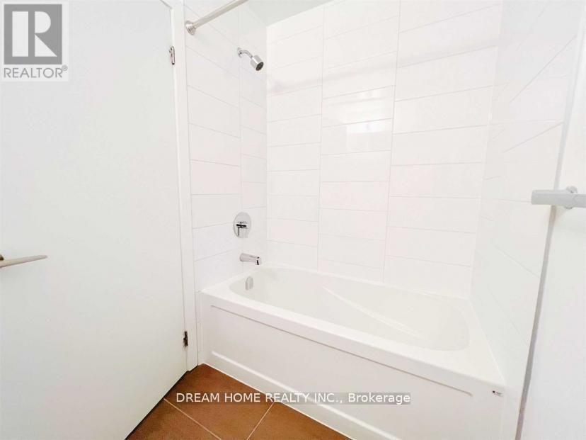 1107 - 50 Forest Manor Road, Toronto, Ontario  M2J 1M6 - Photo 3 - C12506554