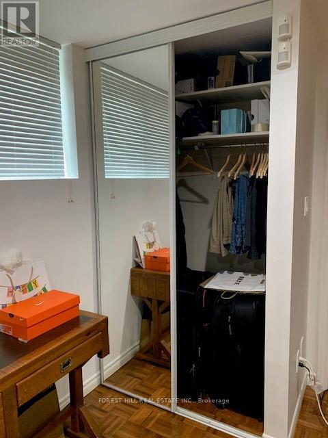 17 Blue Forest Drive, Toronto (Bathurst Manor), Ontario  M3H 4W3 - Photo 14 - C12506592