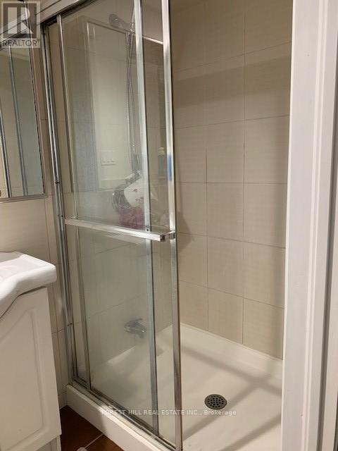 17 Blue Forest Drive, Toronto (Bathurst Manor), Ontario  M3H 4W3 - Photo 17 - C12506592