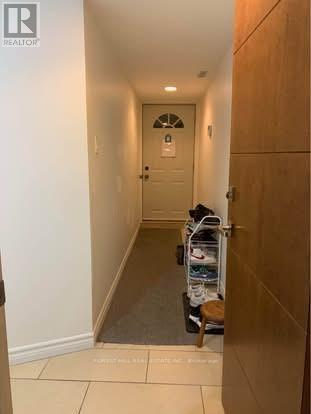 17 Blue Forest Drive, Toronto (Bathurst Manor), Ontario  M3H 4W3 - Photo 2 - C12506592